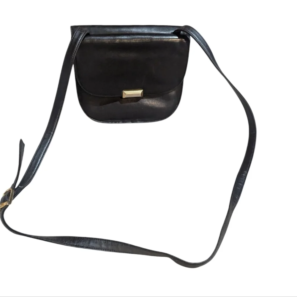 Vintage Mini Black Leather Crossbody Purse Gold Hardware Retro Old Money Minimal